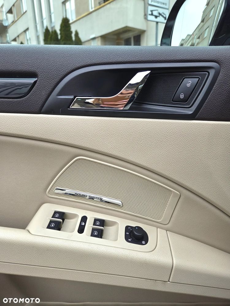 Skoda Superb 2.0 TDI 4x4 L&K DSG - 13