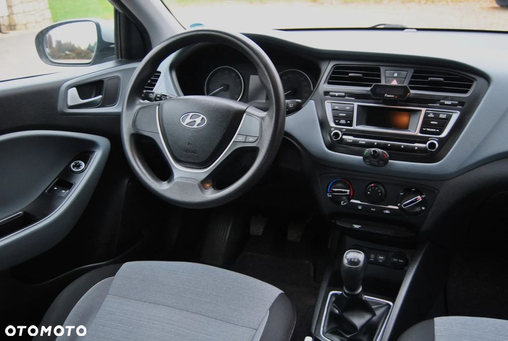 Hyundai i20 1.2 BlueDrive Comfort - 11