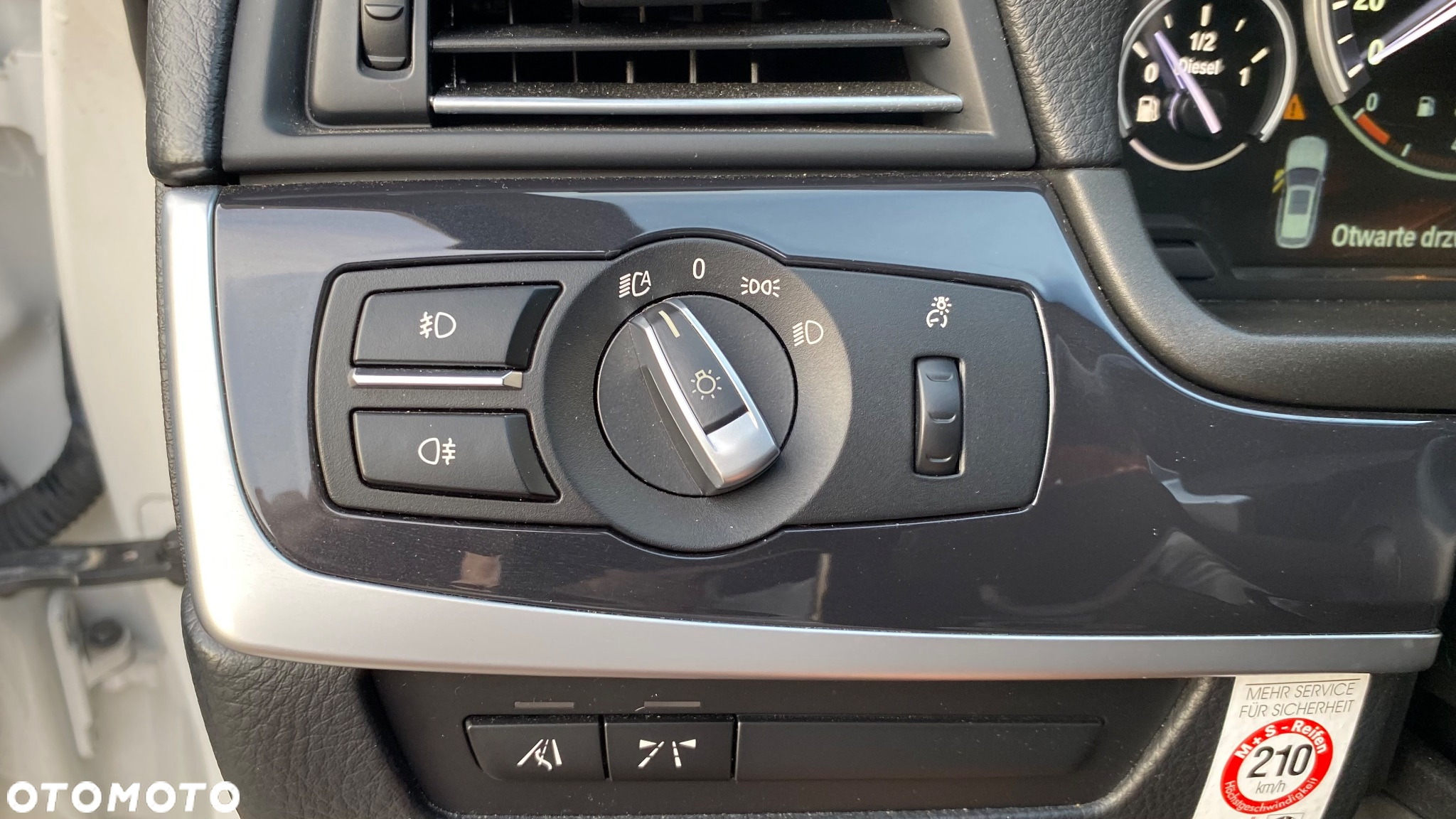 BMW Seria 5 525d Touring Luxury Line - 26
