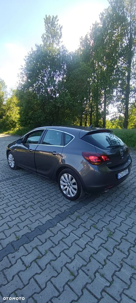 Opel Astra 1.4 T Cosmo - 3
