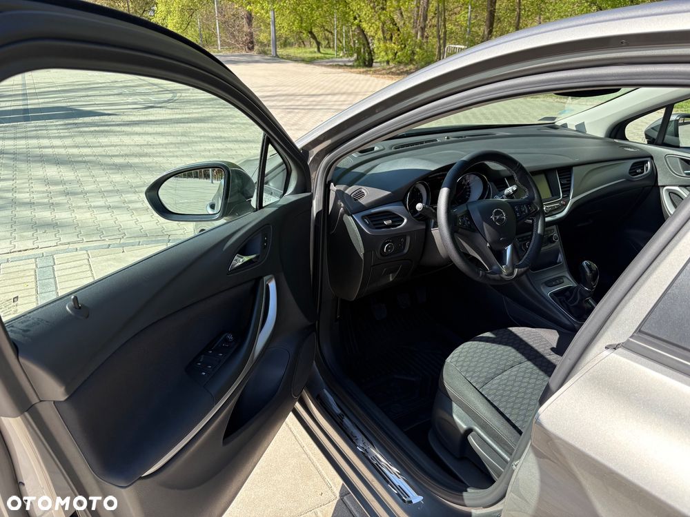 Opel Astra 1.4 T Enjoy - 12