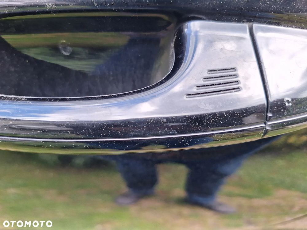 Ford Mondeo 2.0 Hybrid Titanium - 24