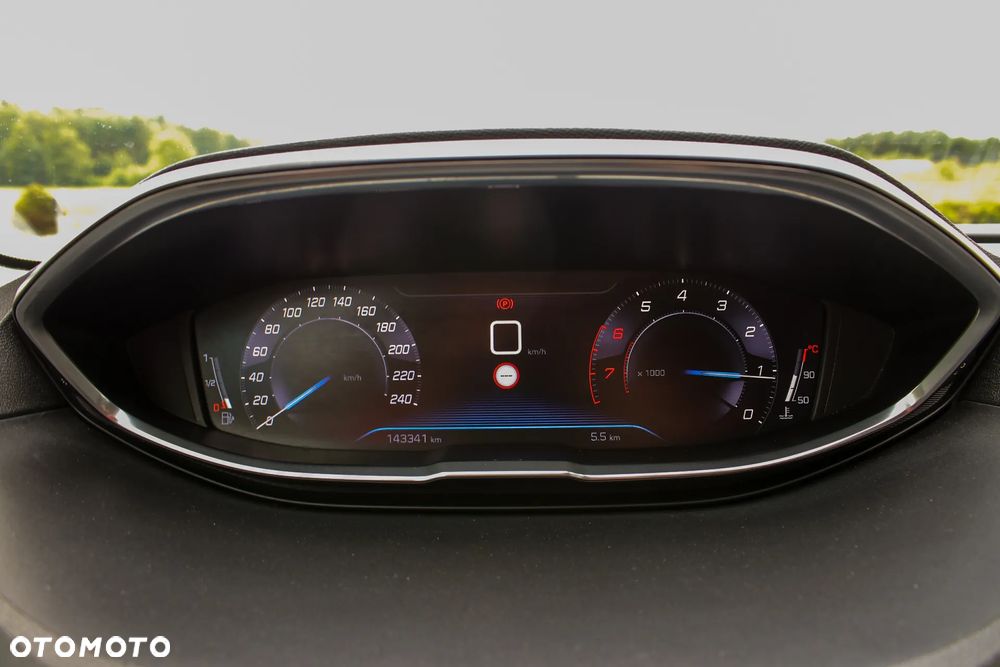 Peugeot 3008 - 25