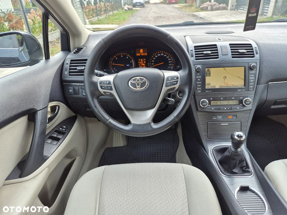 Toyota Avensis 2.0 D-4D Sol plus+NAVI - 9