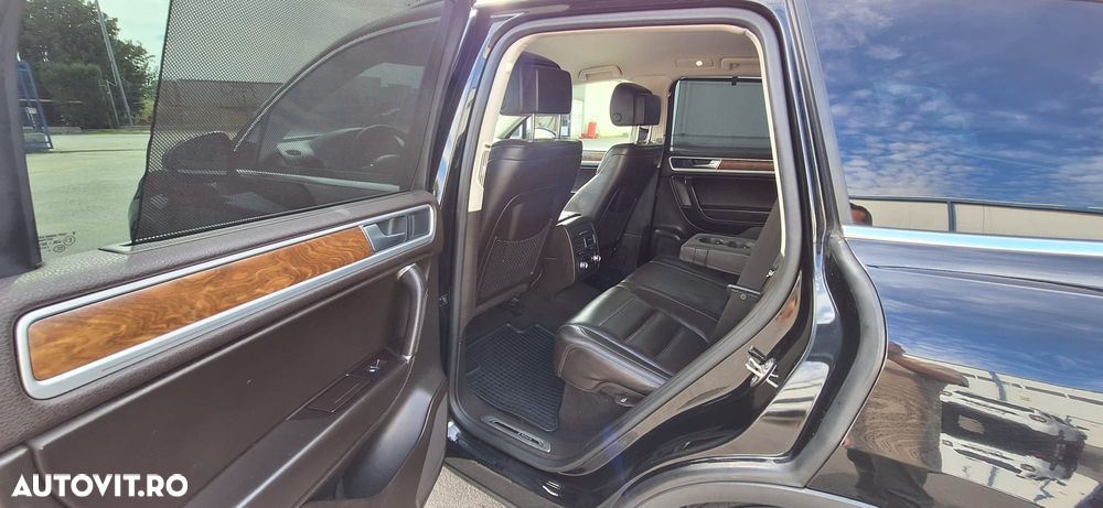 Volkswagen Touareg - 13