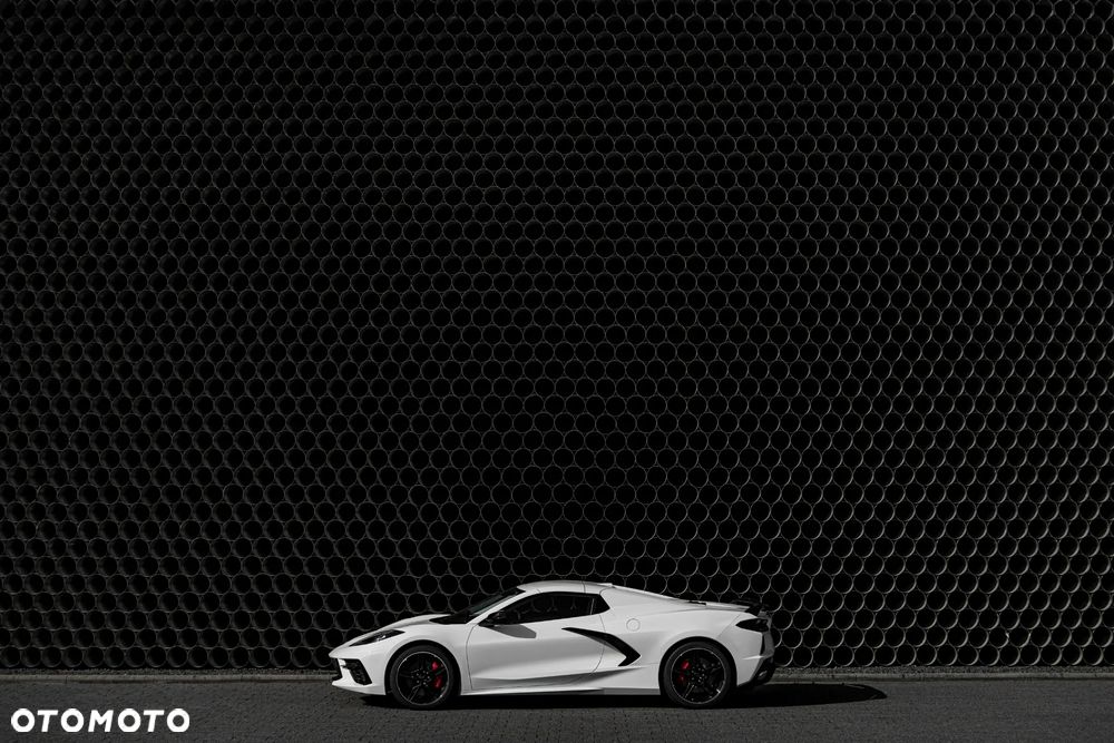 Chevrolet Corvette - 2