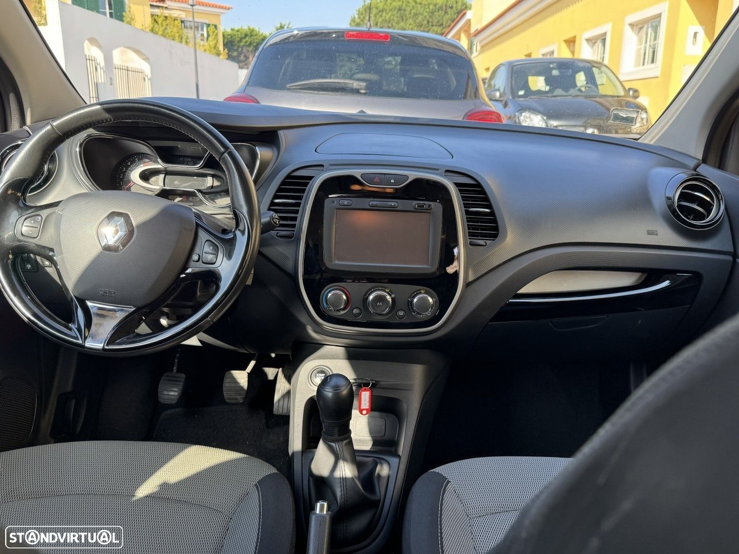 Renault Captur 0.9 TCE Exclusive - 11