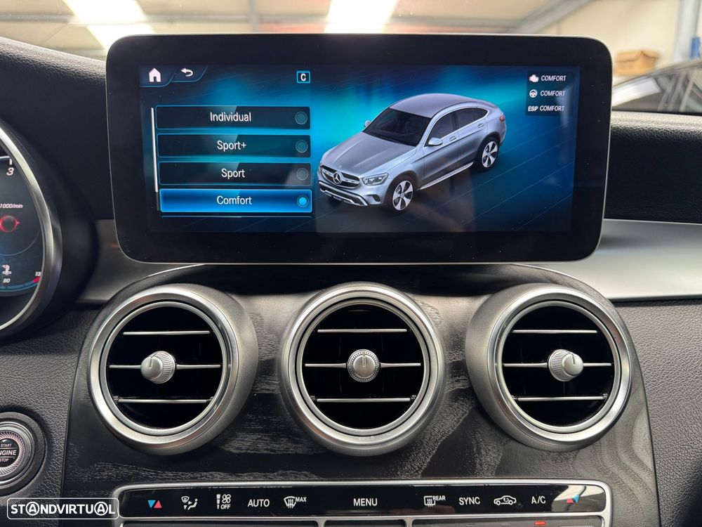Mercedes-Benz GLC 300 d 4Matic - 36