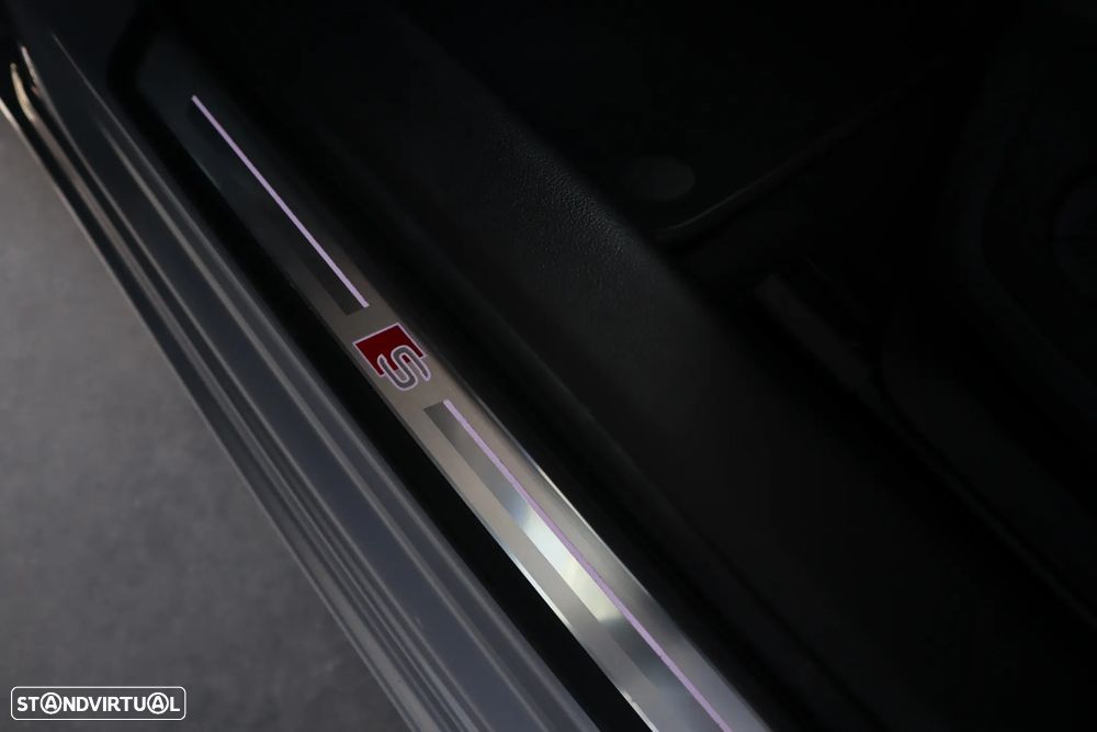 Audi A6 Avant 40 TDI S tronic S line - 22