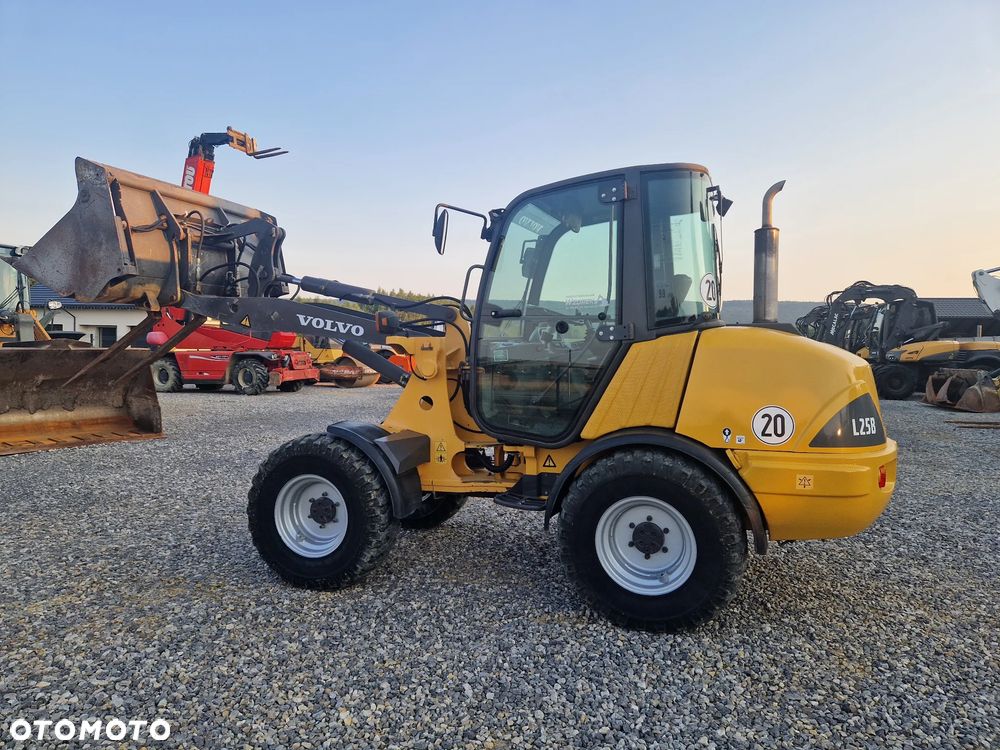 Volvo L25B-P - 2