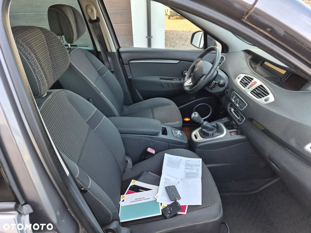 Renault Scenic TCe 130 Dynamique - 12