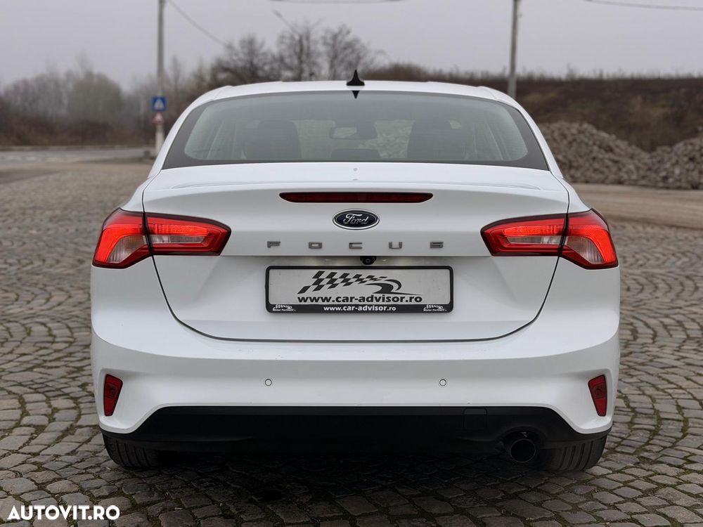 Ford Focus 1.0 EcoBoost MHEV Titanium - 16