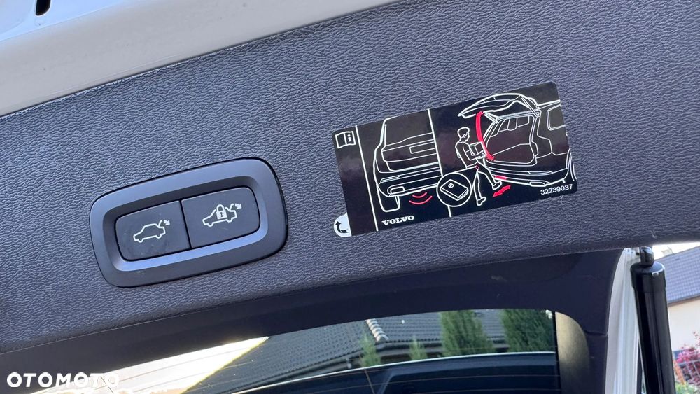 Volvo XC 40 T5 Recharge DKG RDesign - 33
