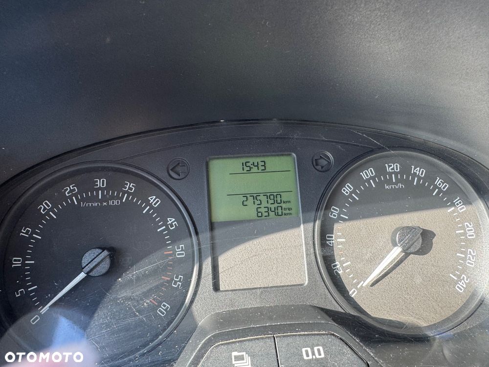 Skoda Fabia 1.6 TDI DPF Style - 6