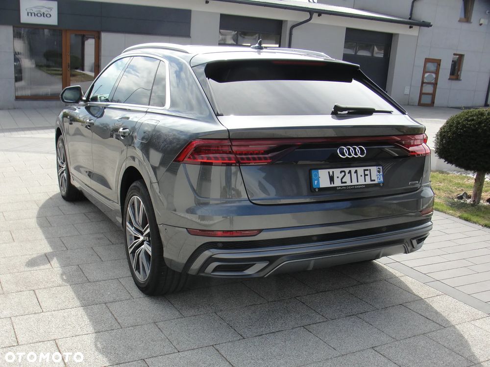 Audi Q8 55 TFSIe quattro tiptronic - 2