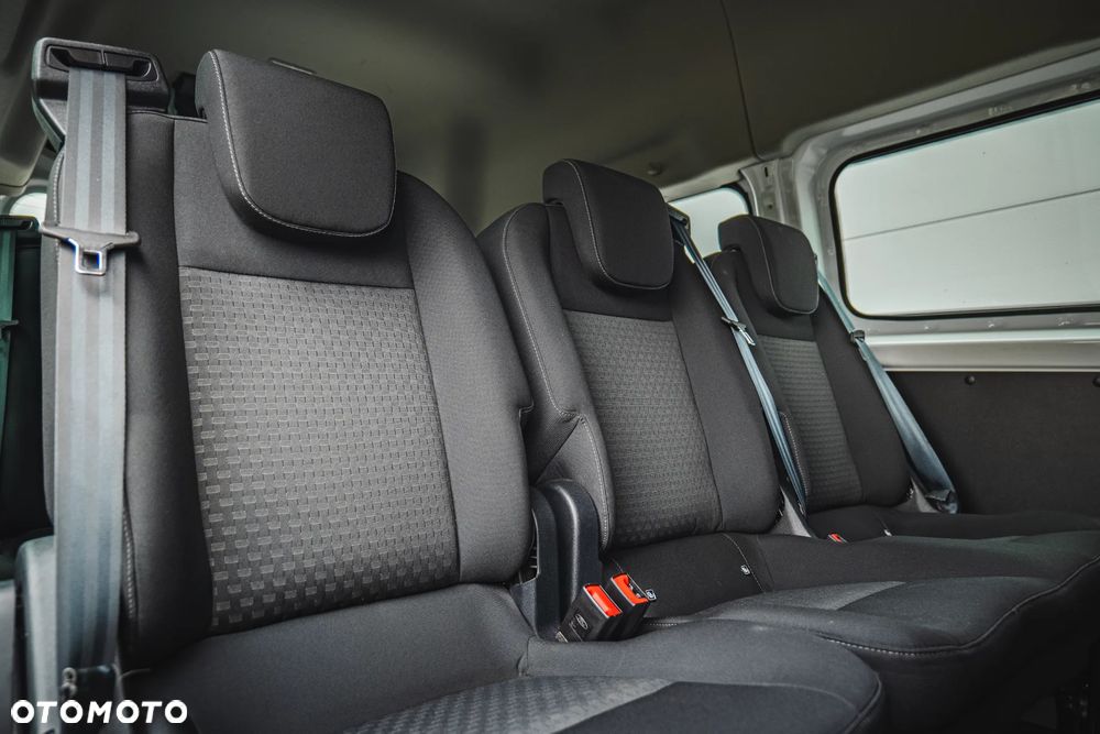 Ford Transit Custom - 13