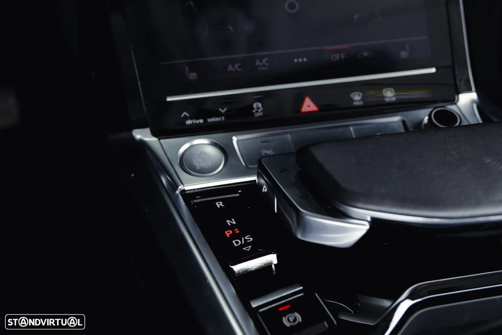 Audi e-tron 55 quattro Advanced - 15