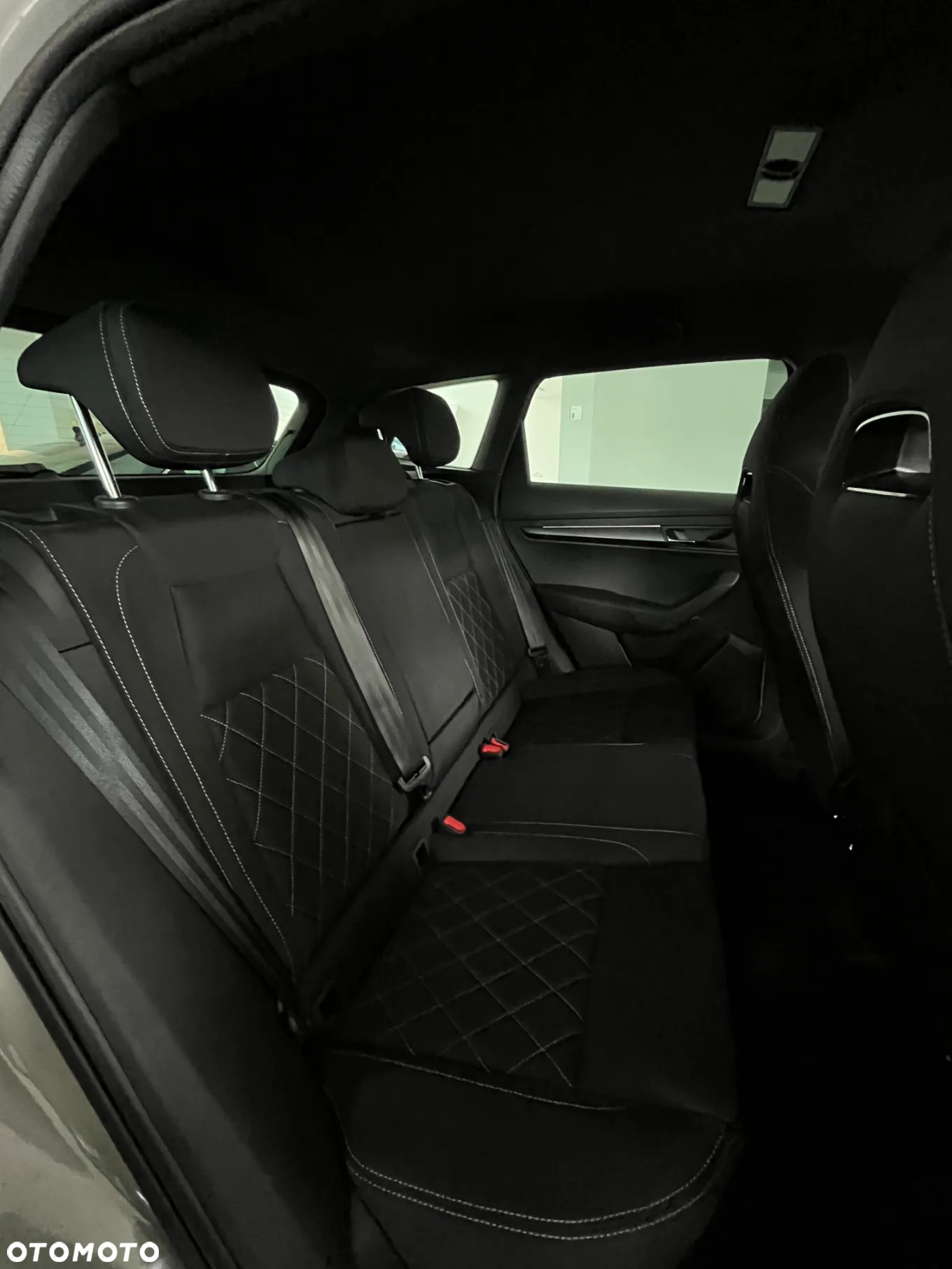 Skoda Karoq 1.5 TSI ACT Sportline DSG - 12