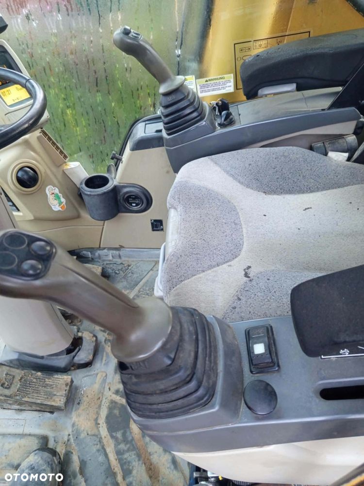 Caterpillar M316c - 8