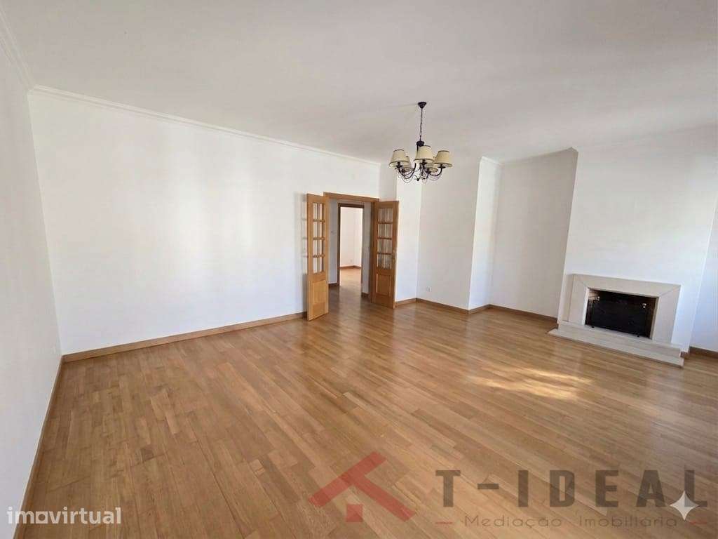 Apartamento T2 no Centro da Lourinhã - Grande imagem: 5/32