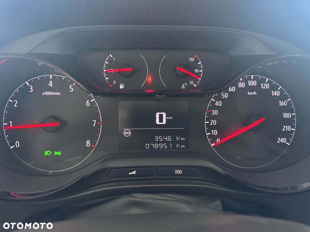 Opel Crossland X - 26