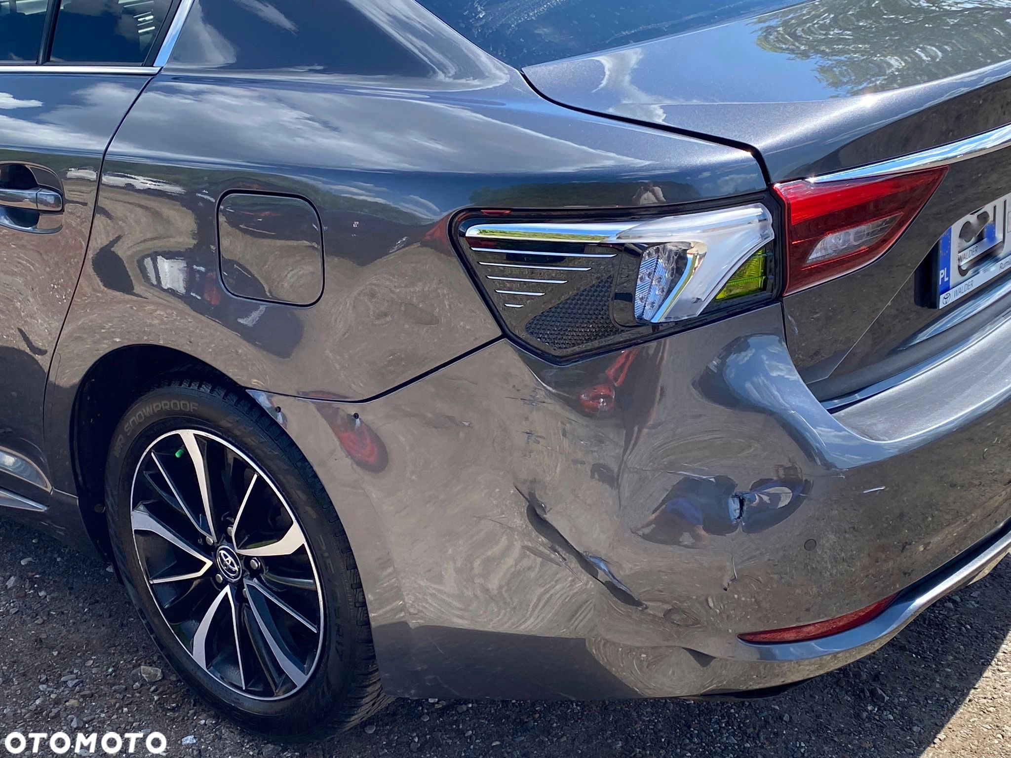 Toyota Avensis 2.0 D-4D Prestige - 11
