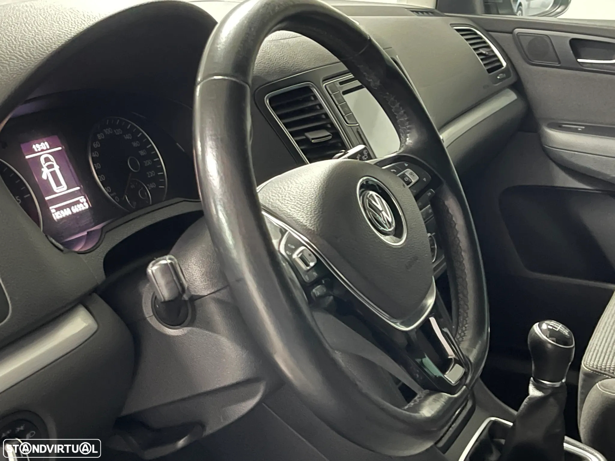 VW Sharan 2.0 TDI Confortline - 22