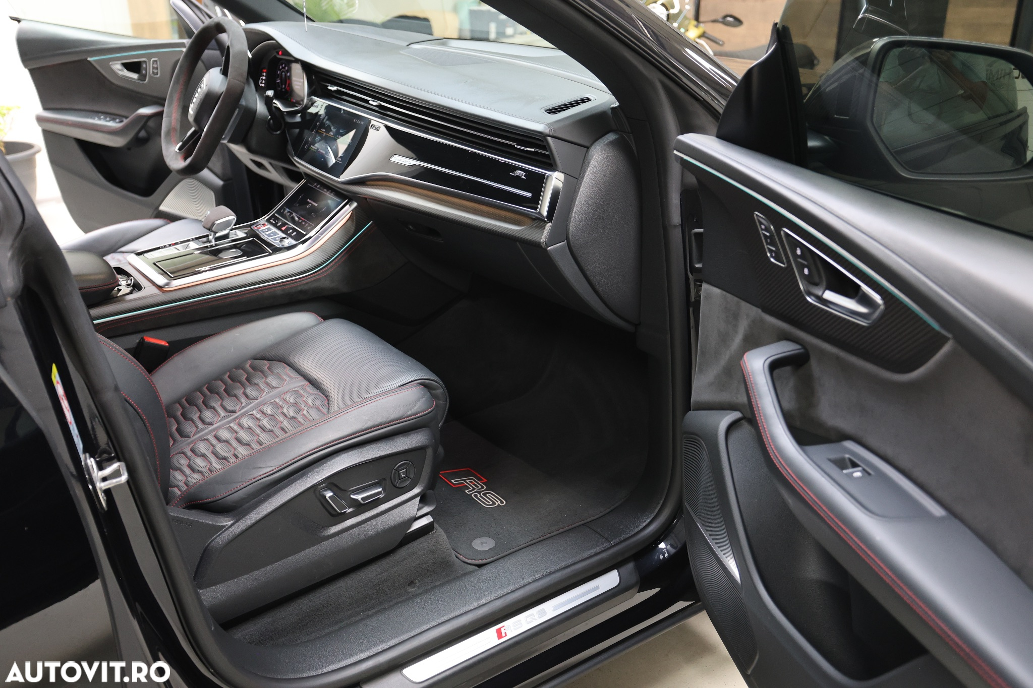 Audi RS Q8 RSQ8 quattro Tiptronic MHEV - 37