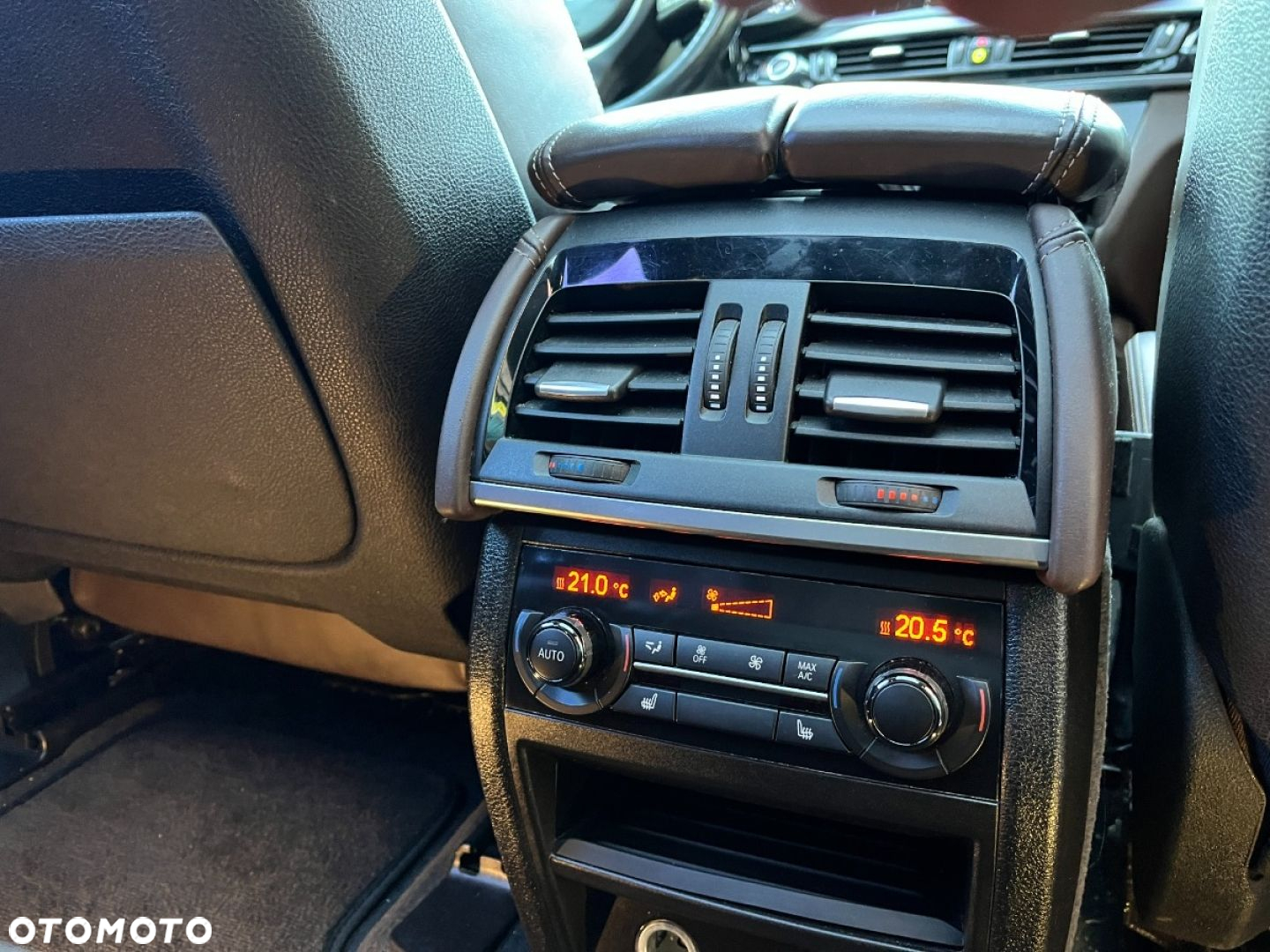 BMW X5 M M50d - 25