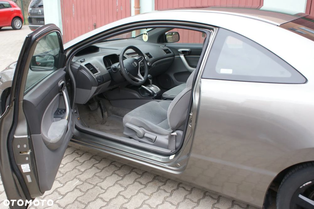 Honda Civic 1.8 LX - 16