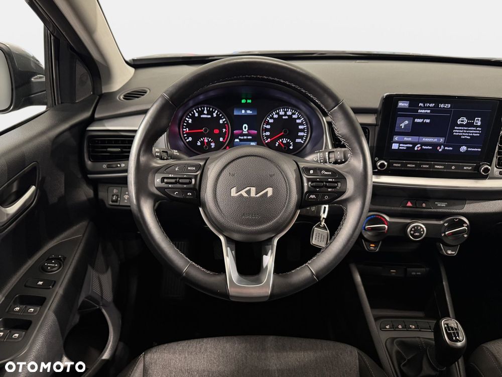 Kia Stonic - 17