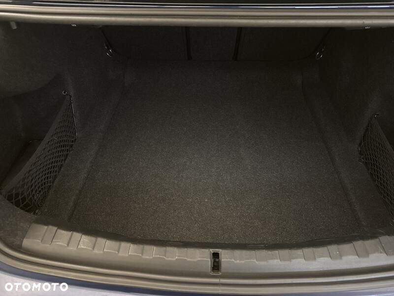 BMW Seria 3 - 22