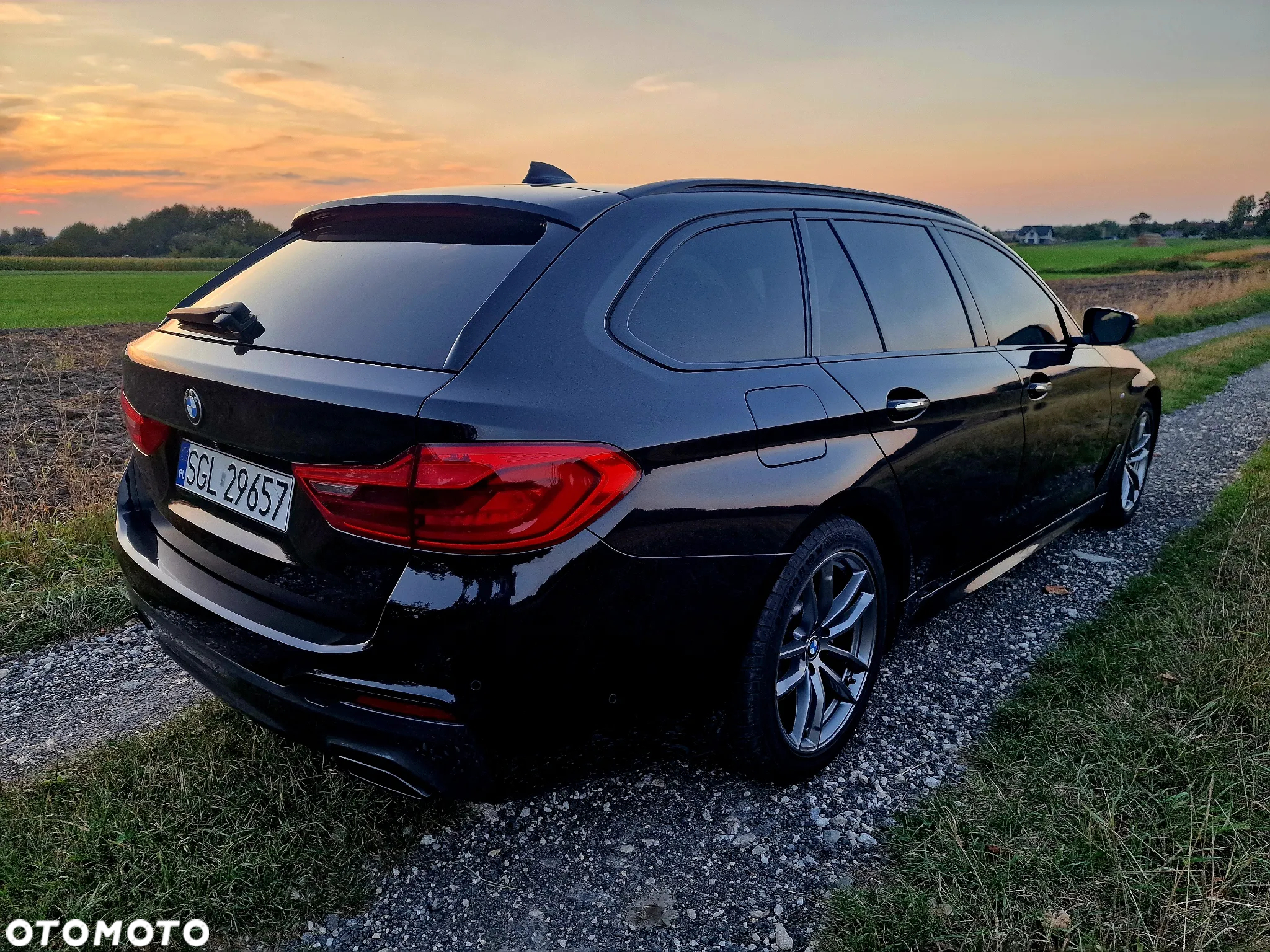 BMW Seria 5 520d M Sport - 3