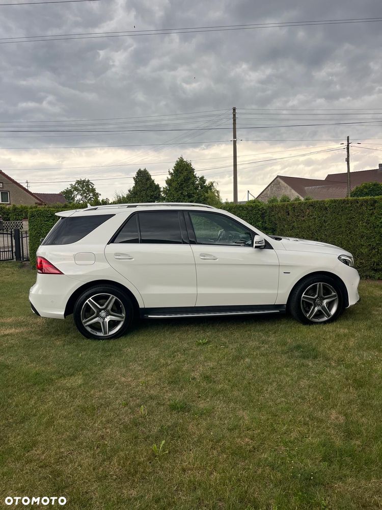 Mercedes-Benz GLE - 9