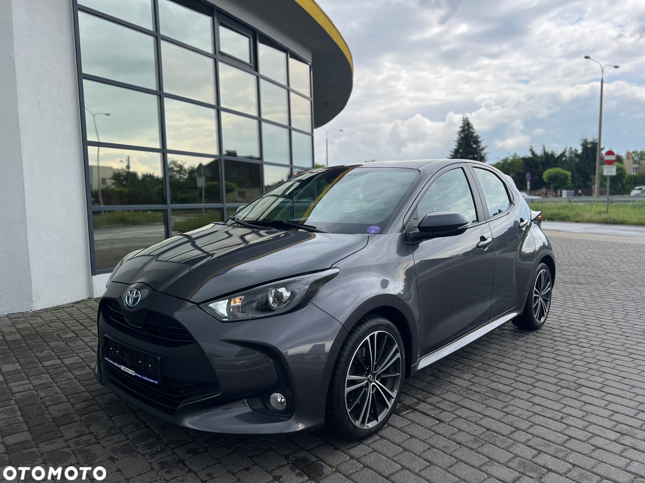 Toyota Yaris Hybrid 1.5 Comfort - 20