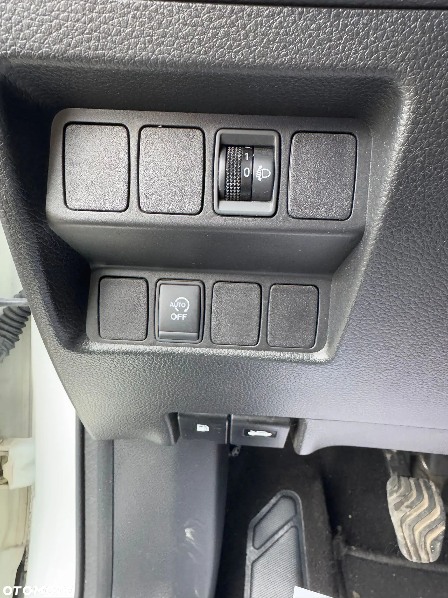 Nissan Qashqai 1.2 DIG-T N-Connecta - 25