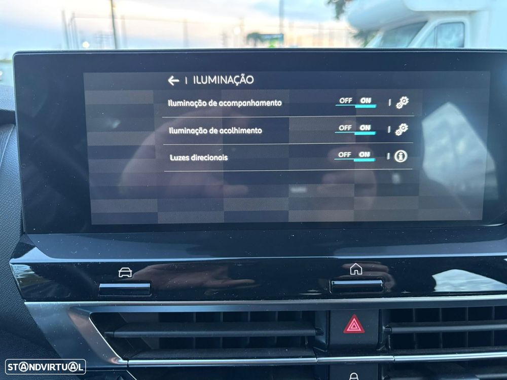 Citroën C4 1.2 PureTech Shine Pack EAT8 - 47