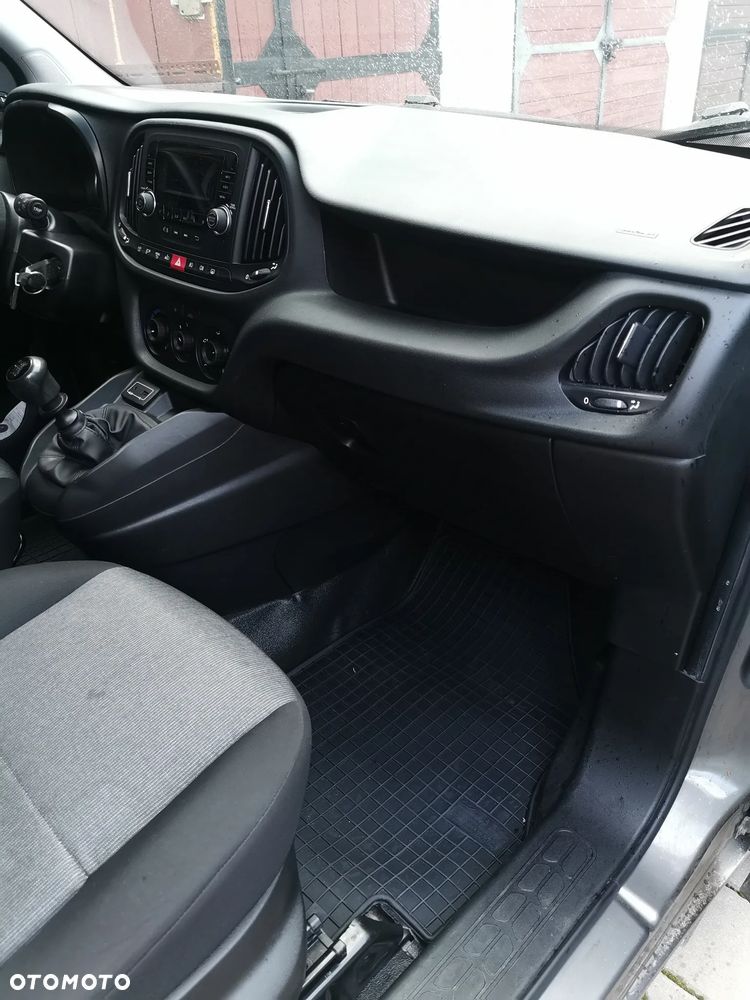 Fiat Doblo maxi - 12