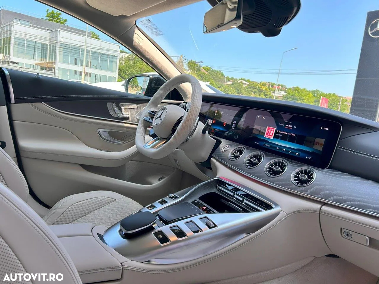 Mercedes-Benz AMG GT 53 4MATIC+ MHEV - 16