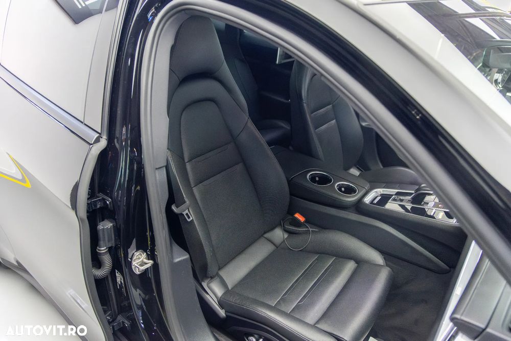 Porsche Panamera - 28