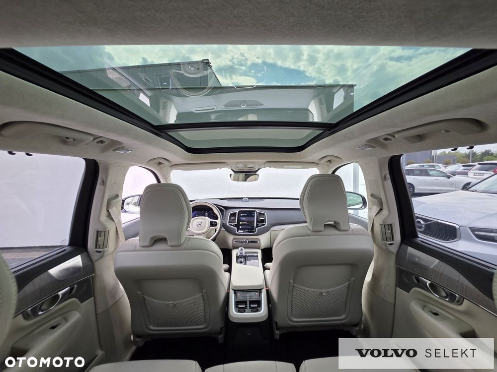 Volvo XC 90 - 26