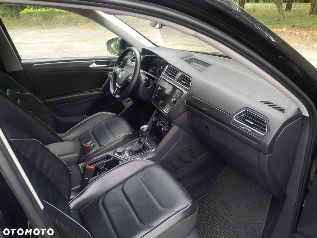 Volkswagen Tiguan Allspace 2.0 TSI 4Mot Highline DSG - 24