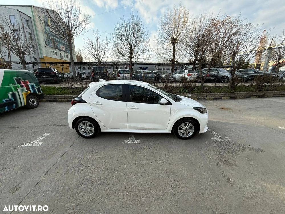 Toyota Yaris 1.5 MT Dynamic - 11