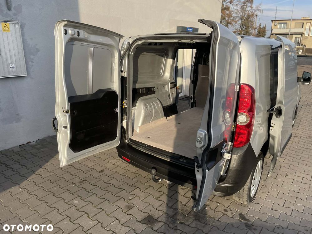 Opel Combo - 12
