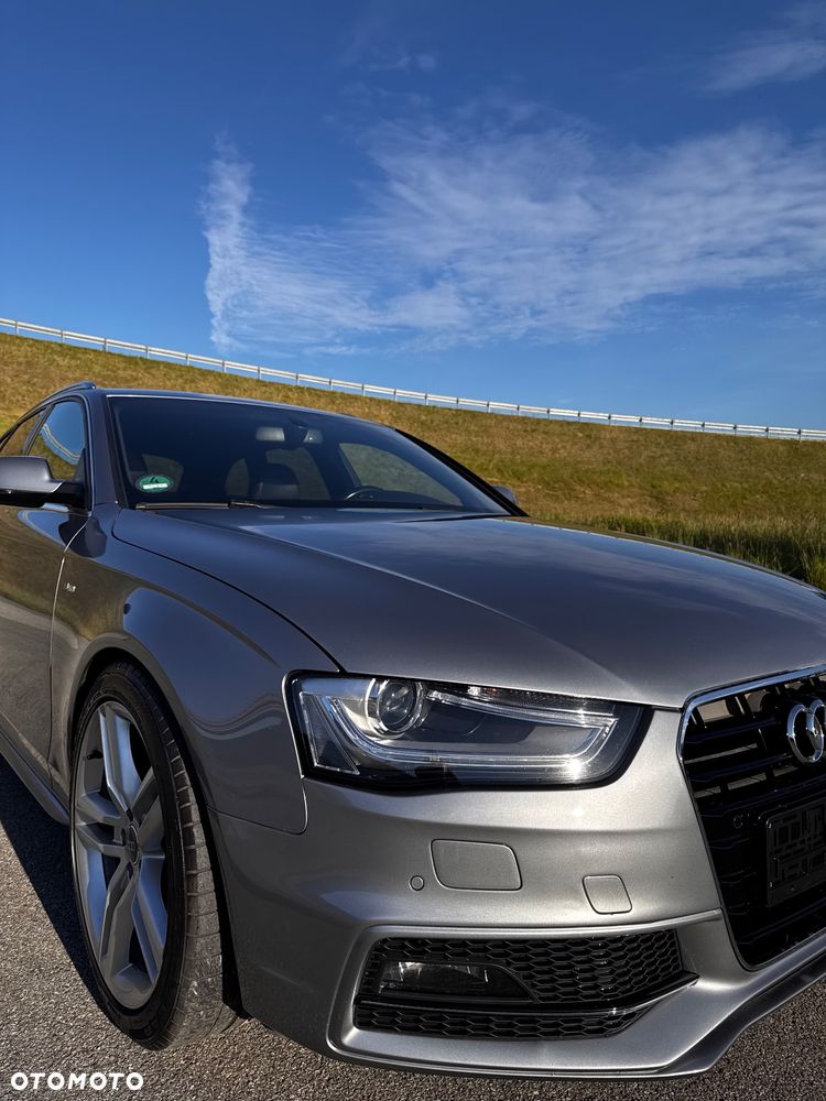 Audi A4 Avant 2.0 TDI DPF clean diesel S line Sportpaket - 10