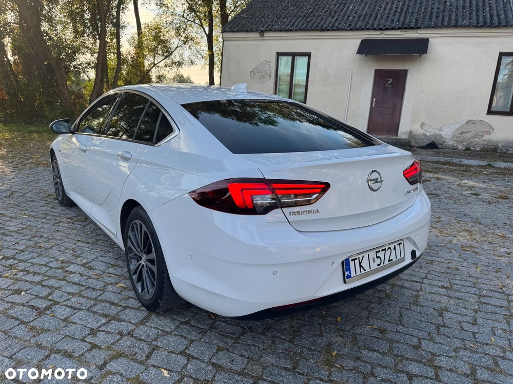 Opel Insignia - 15