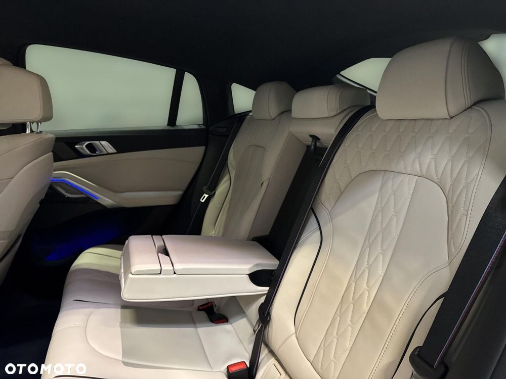 BMW X6 - 18
