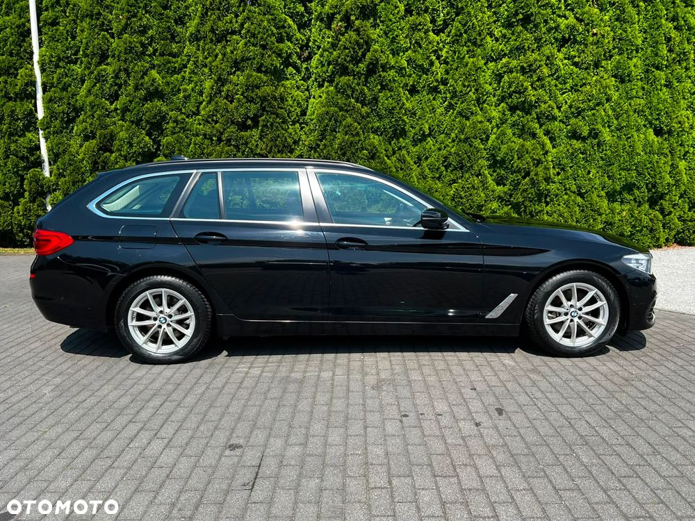 BMW Seria 5 520d - 5