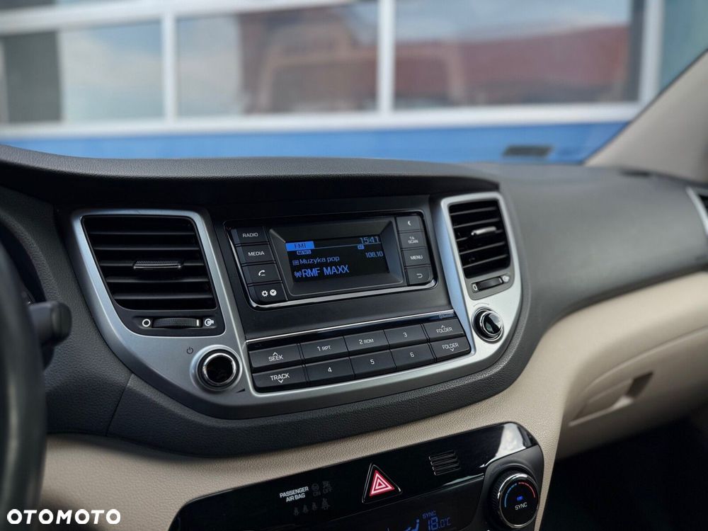 Hyundai Tucson 2.0 CRDI BlueDrive Comfort 2WD - 18