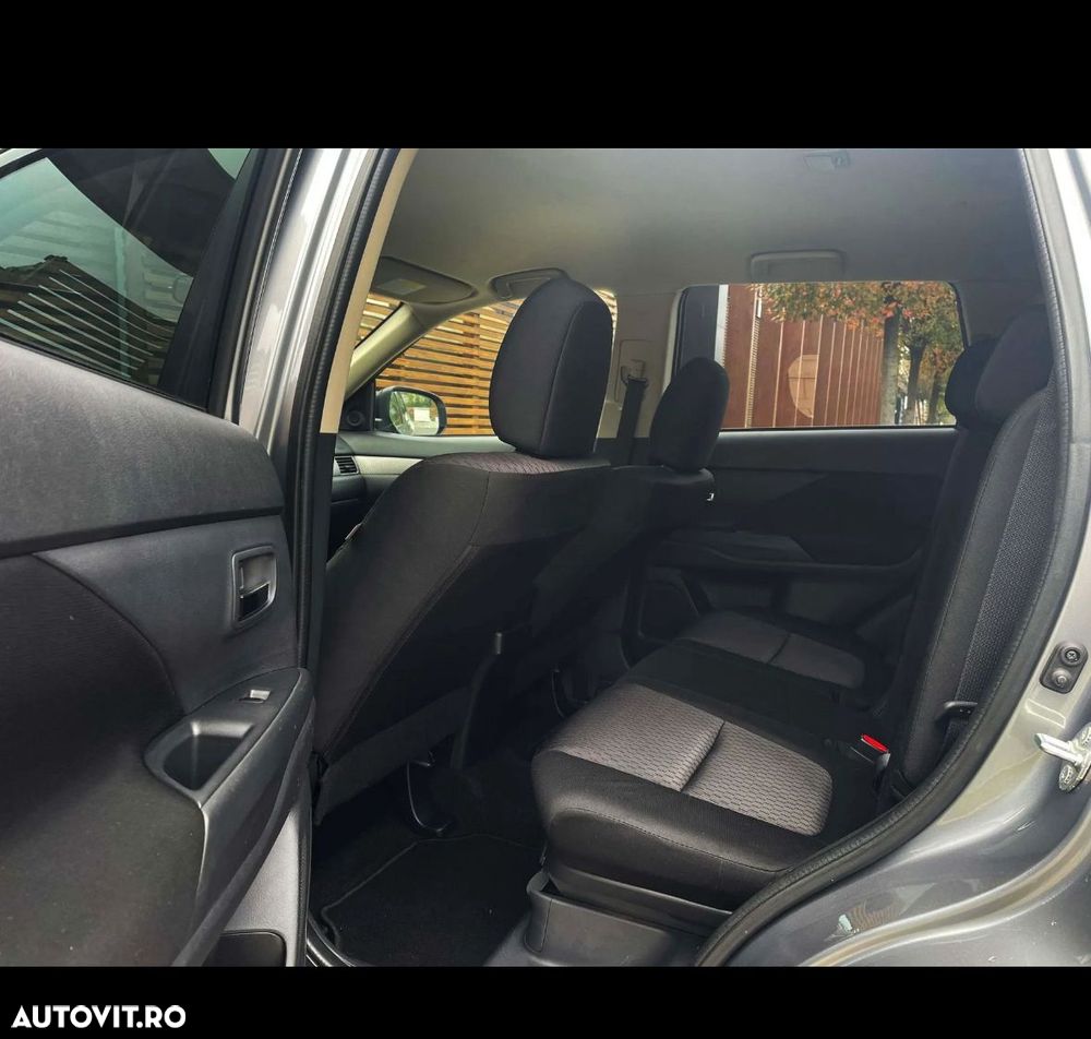 Mitsubishi Outlander 2.2 DI-D 4WD Automatik Plus - 13